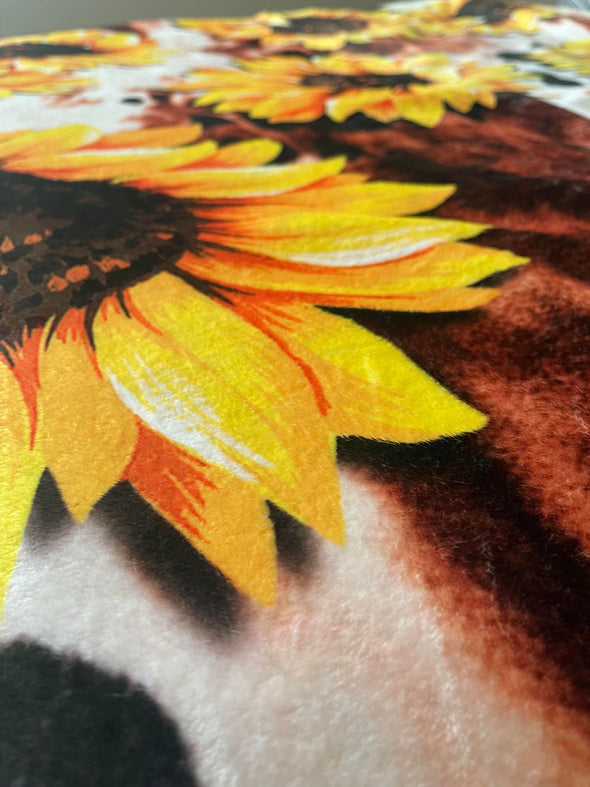 Ultra-Soft Micro Fleece Sunflower Cow Print Throw 60"x80"