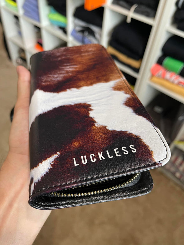 L U C K L E S S Cowhide Clutch Wallet