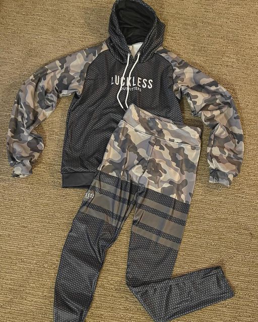 Heavy Fleece Raglan Hoodie - Army Multicam + Dotted